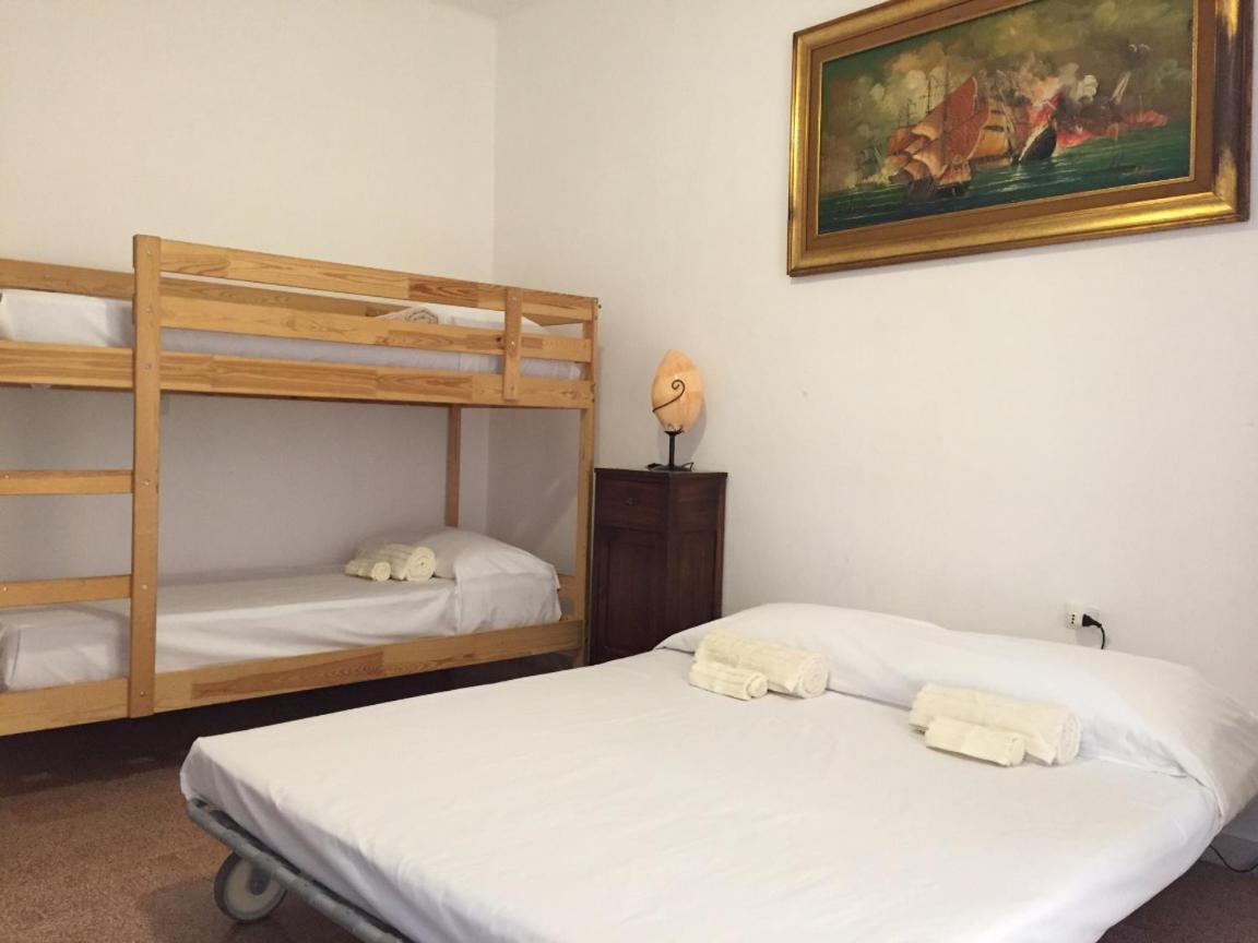 Nice Apartament 100M To Sea 2*Floor 莫诺波利 外观 照片
